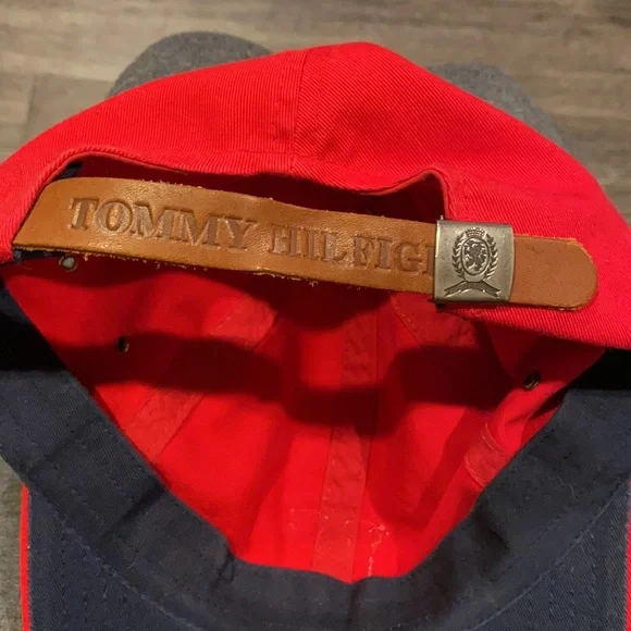 Tommy Hilfiger Cap - Picture 2 of 2